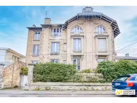 'le chesnay plateau saint antoine' exceptionnel ! superbe appartement de 115m² en rez de j