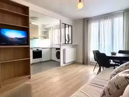 location meublée appartement 2 pièces 46 m² à yerres (91330)  1 120 €