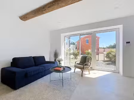 à 20 minutes de lyon  appartement lentilly 4 pièce(s)  triplex de 91m²  3 chambres  extéri