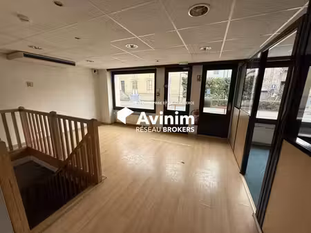 location commerce douvaine 74140 161m²