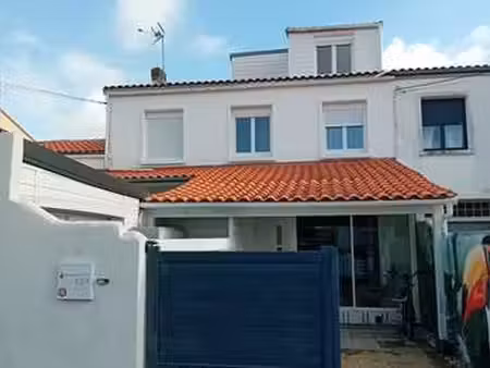 location maison meublé à la rochelle (17000) : à louer meublé / 150m² la rochelle