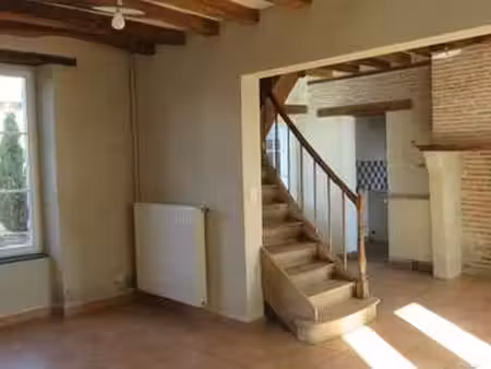location maison aux hauts d'anjou (49330) : à louer / 100m² les hauts d'anjou