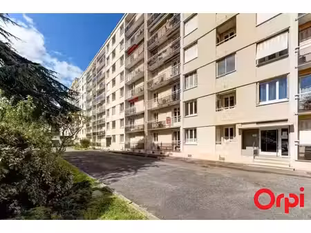 vente appartement 4 pièces 68 m² à caluire-et-cuire (69300)  233 000 €