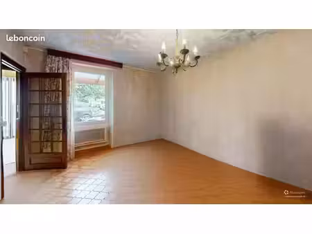 propriété 3 pièces 90 m²
