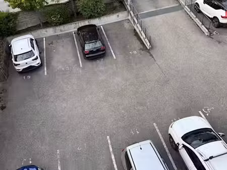 parking extérieur frangy