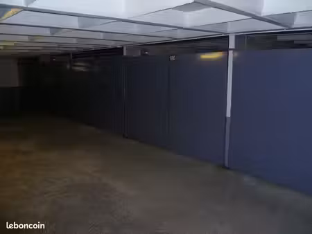 parking/garage