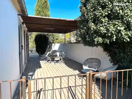 maison meublé à louer aux angles à partir du 1er octobre jusqu'a fin juin