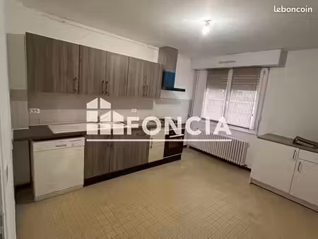 appartement 3 pièces 77 m²