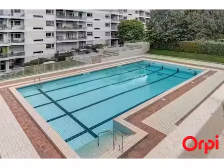 vente appartement 4 pièces 131 m² à caluire-et-cuire (69300)  420 000 €