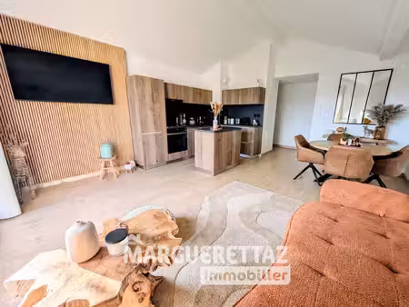 t3 58m² avec balcon dernier étage