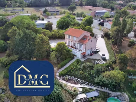 exclusivite maison centre grazac avec 3523 m2