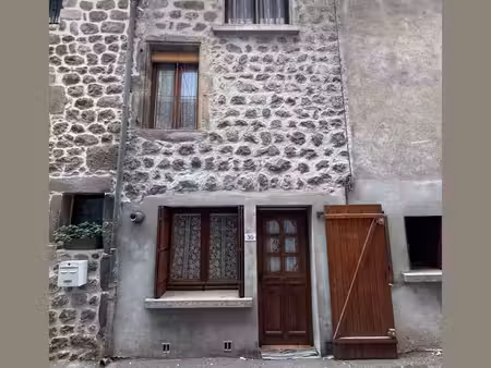 maison de village à jaujac (07380)