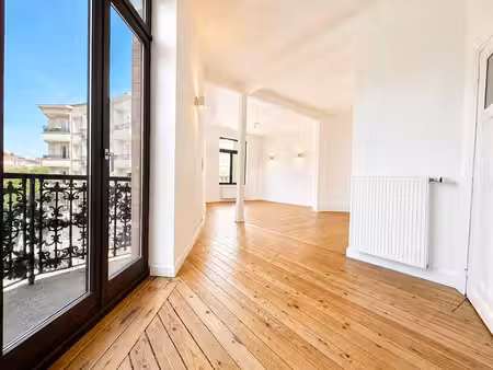superbe duplex 3 chambres fraichement renove - etterbeek