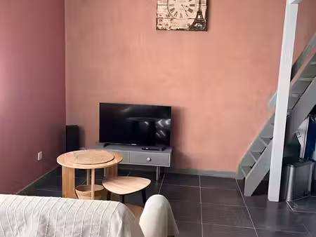 à louer studio meublé