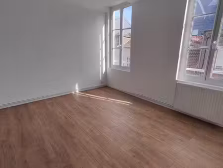 appartement 2 chambres refait a neuf et très lumineux