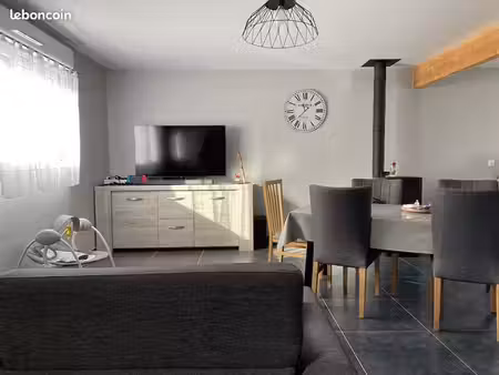 propriété 4 pièces 90 m²