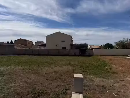 vente terrain 300 m² à lunel (34400)  149 900 €