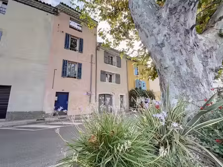 location appartement 2 pièces 49 m² à lambesc (13410)  699 €