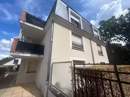 location appartement 1 pièce 32.6 m² à livry-gargan (93190)  780 €