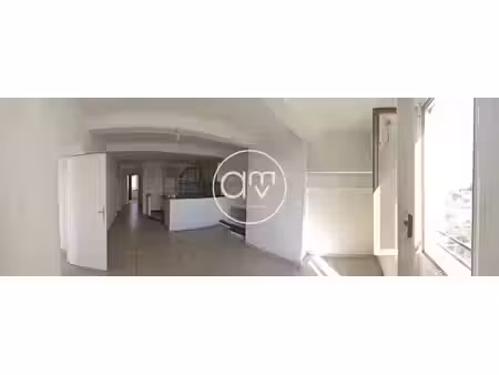 location appartement 4 pièces 70.75 m² à le luc (83340)  830 €