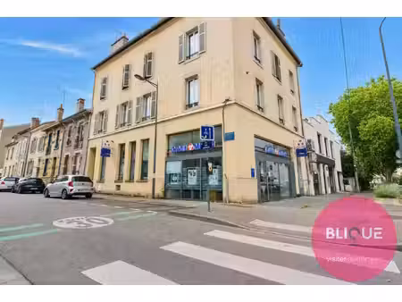 une banque qui vous verse de l'argent. enfin.