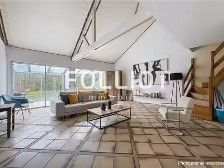 à vendre : appartement spacieux de 6 pièces à donville les bains