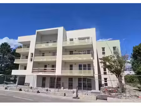 location appartement 3 pièces 64 m² à echirolles (38130)  894 €
