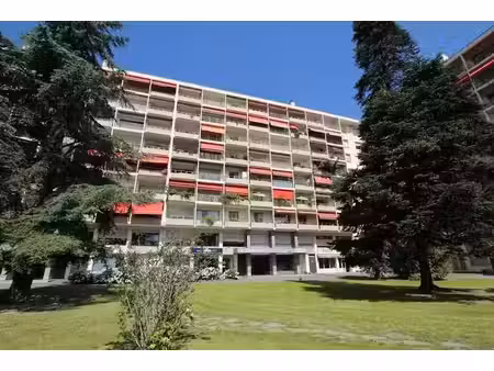 location meublée appartement 2 pièces 38.46 m² à bayonne (64100)  990 €