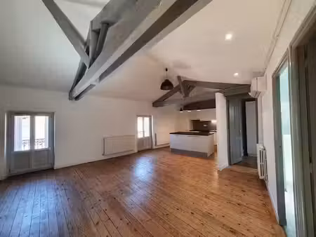 location appartement 3 pièces 75.7 m² à toulouse (31000)  1 400 €