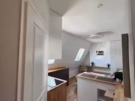 location meublée appartement 1 pièce 18 m² à paris 16ème (75016)  1 400 €