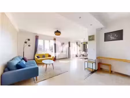 location meublée duplex 4 pièces 98.63 m² à bron (69500)  1 450 €
