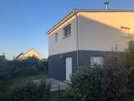 location maison à verrières-en-anjou (49480) : à louer / 83m² verrières-en-anjou