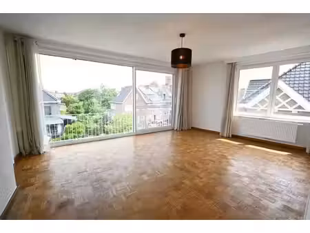verzorgd 2-slaapkamer appartement op unieke locatie  kris...