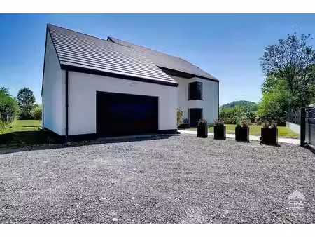r somptueuse villa aux volumes remarquables !