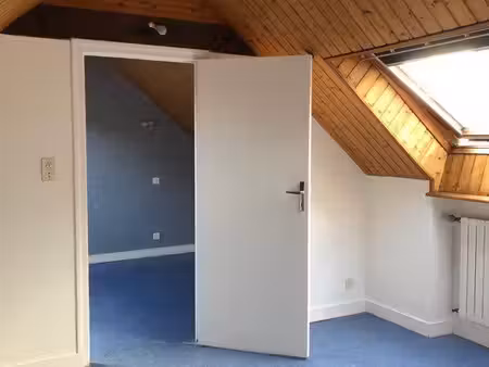 loue grand t3 pontivy plein centre