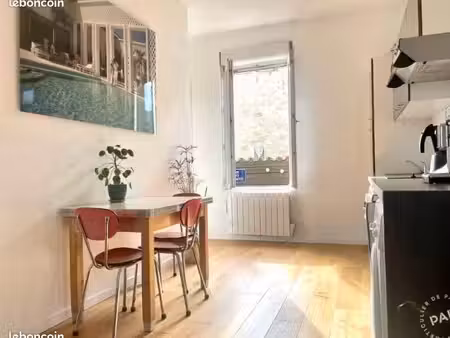 location meublée + terrasse - chartrons/médoc