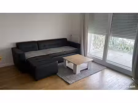 appartement meublé 2 pièces avec parking au sous-sol