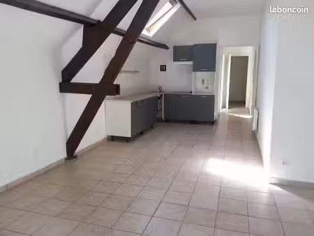 appartement– 2 chambres  terrasse  jardin et garage