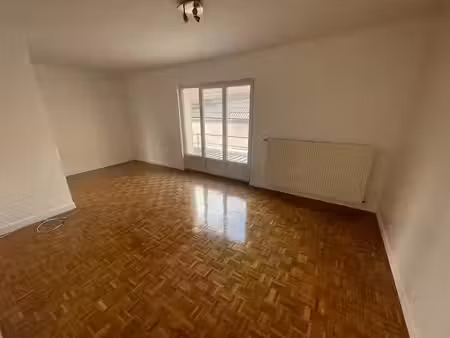 location appartement 3 pièces 60 m² à gien (45500)  610 €