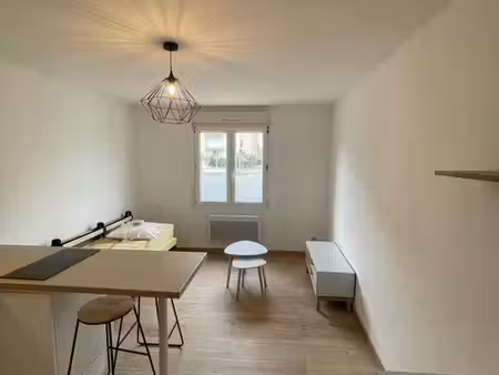 studio meublé