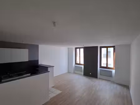 macon centre t2 -52m2