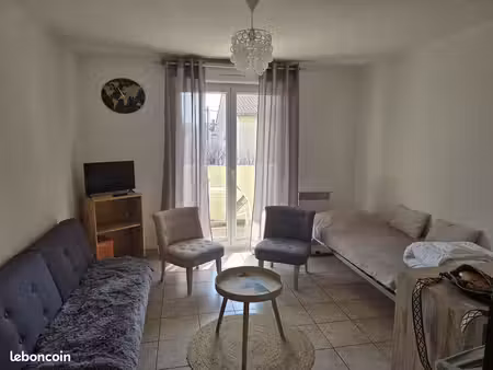 studio meublé 21 m² avec balcon plein sud saint-christol-lès-alès
