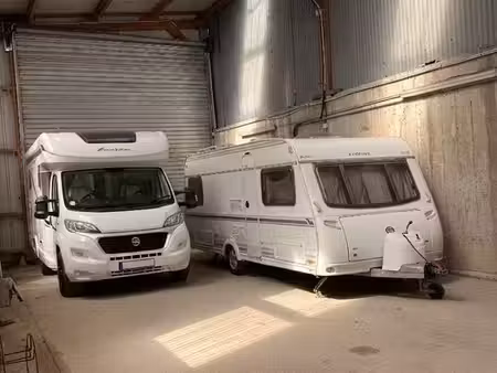 stockage couvert camping-car / caravane / bateau - secteur montval-sur-loir