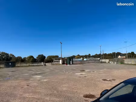 espace stockage & parking sécurisé – 100 à 10 000 m² – montval-sur-loir