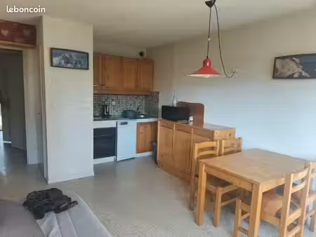 studio meublé rez-de-jardin