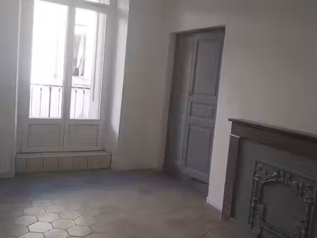 loue bel appartement agréable et lumineux de p2 bis dans le gard à bessèges 30160
