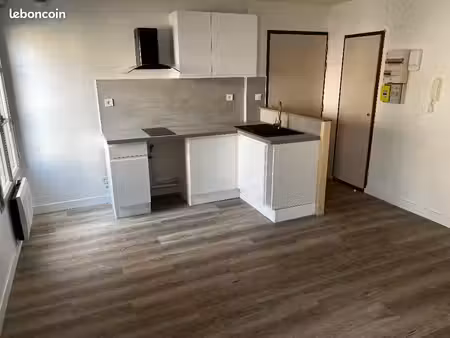 appartement t2 centré sablé sur sarthe