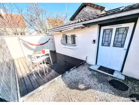 maisonnette avec petit jardin - st andre / troyes - utt