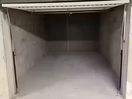 garage/box de stockage - 15 m2