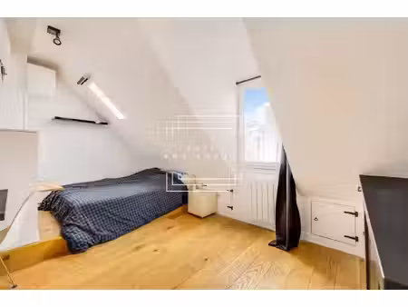 studio - les sablons - emplacement ideal